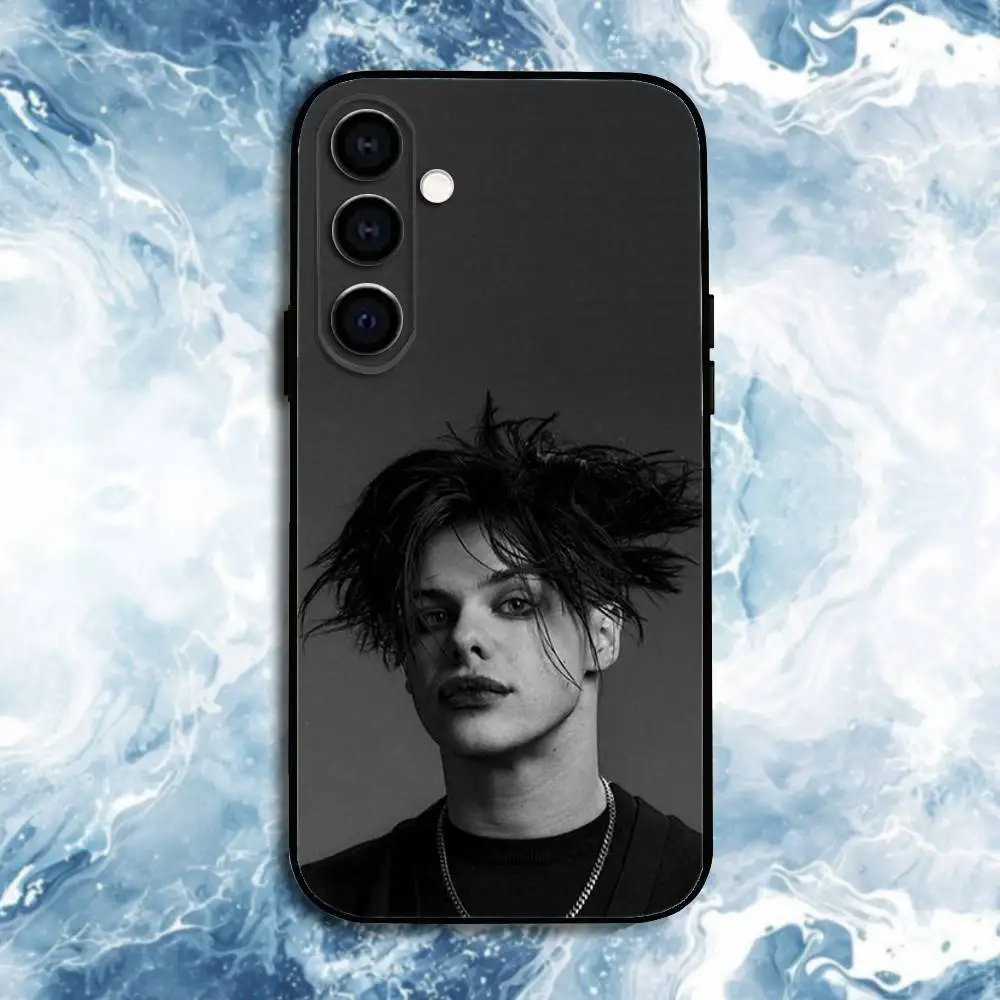 حافظة هاتف Yungblud Lowlife لهاتف سامسونج جالاكسي A73، A72، A71، A70، A53، A52، A51، غلاف أسود ناعم آخر