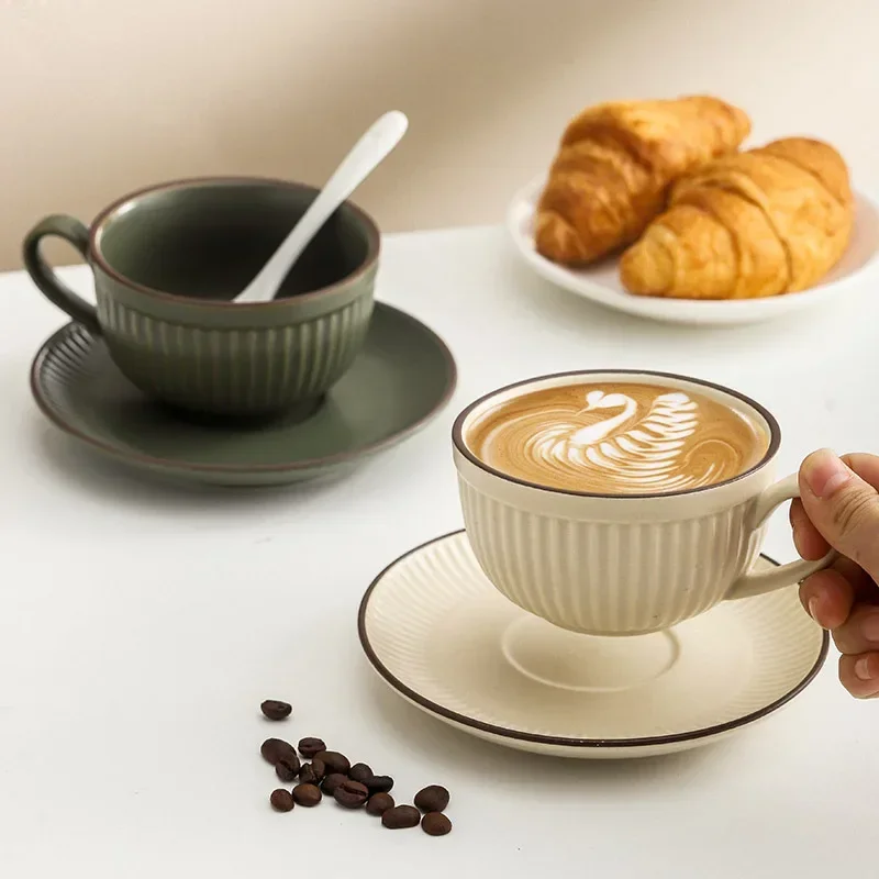 Coffee cup and saucer ceramic simple latte cup high value home creative English afternoon tea cup coffee cup set