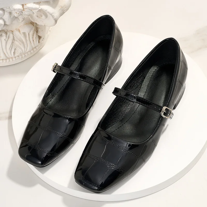 Women's large plus size versatile fashion shallow mouth button Mary Jane soft sole low order shoes autumn shoes