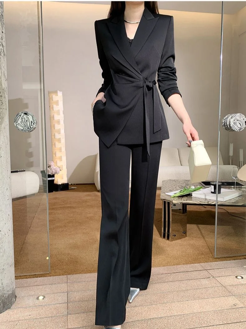 ชุดกระโปรงสูทสีขาวทรงเข้ารูปทันสมัยสำหรับผู้หญิง แฟชั่นฤดูใบไม้ผลิและฤดูใบไม้ร่วง รุ่นใหม่ล่าสุด ชุดสองชิ้น