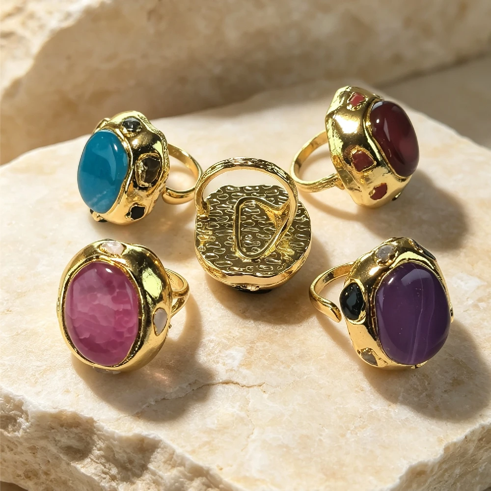 Oval Cabochon Agate Finger Charms Multi‑Chip Inlay Natural Mineral Textured Adjustable Open Band Golden Plated R2G119