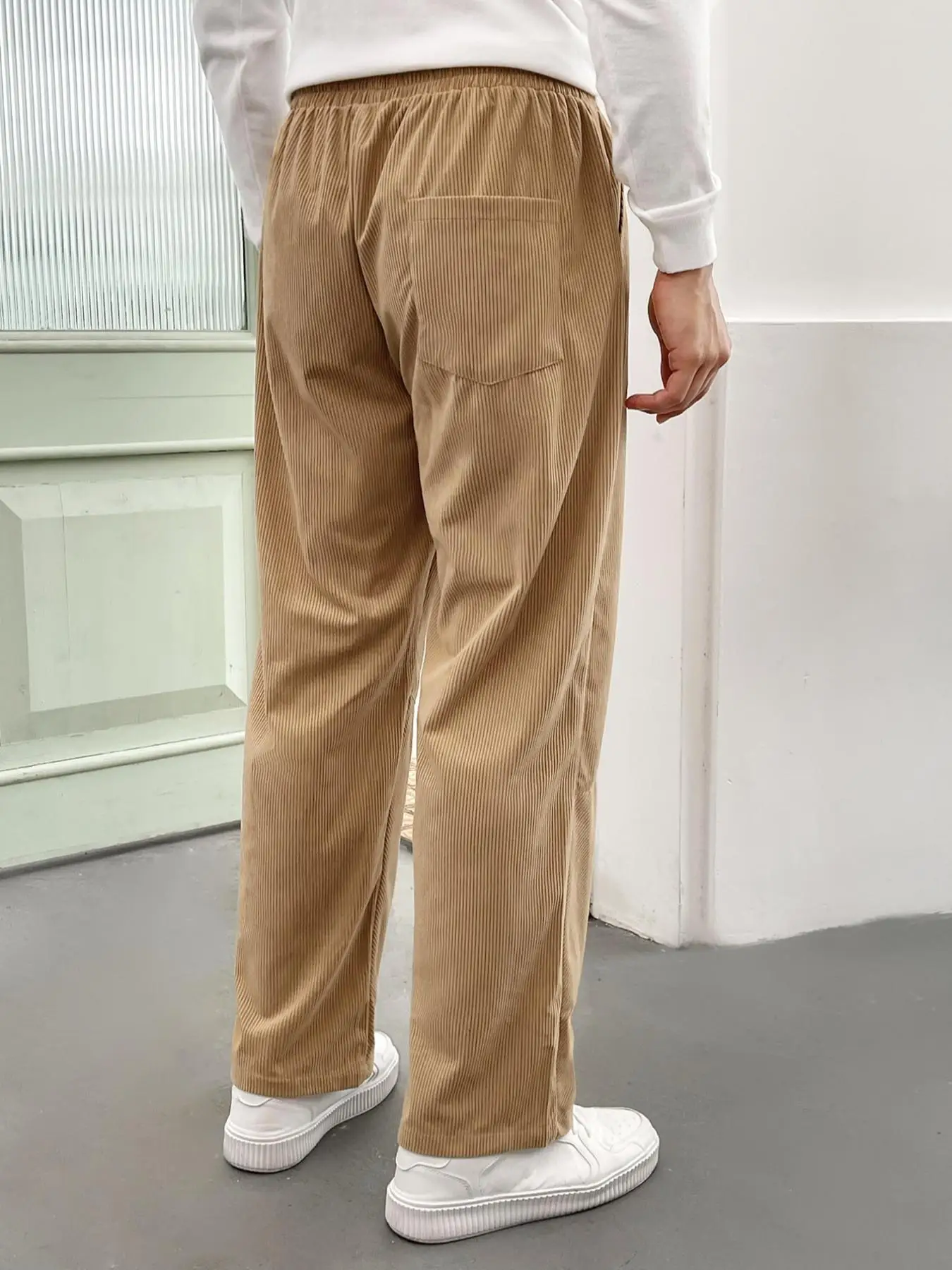 Men's Corduroy Pants Regular Fit Elastic Drawstring Waist Pocket Design Comfortable Fashion Casual Style for Spring & Fall
