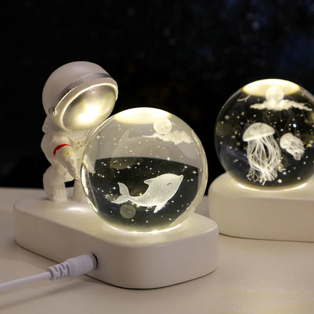 Astronaut Starry Sky Crystal Ball Night Light Desktop Luminous Decoration Atmosphere Light Decoration Children\'s Birthday Gift