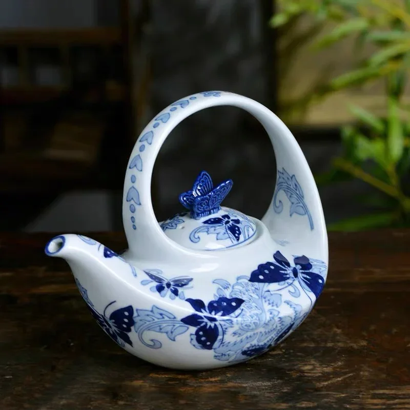 Hand-painted Butterfly Blue And White Porcelain Art Teapot Tea Cup Chinese Classical Home Tea Pot Cup