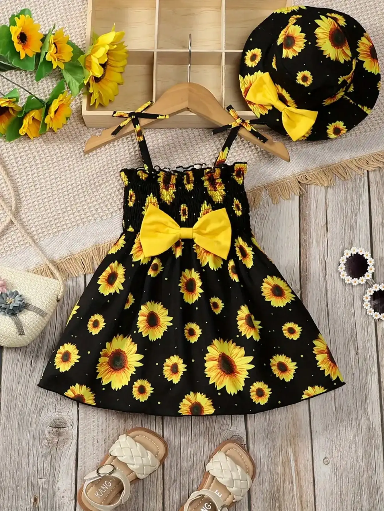 2026 Girls' Leisure New Spring and Summer Sunflower Printed Bow Decoration Strap Loose Comfortable Dress Small Skirt