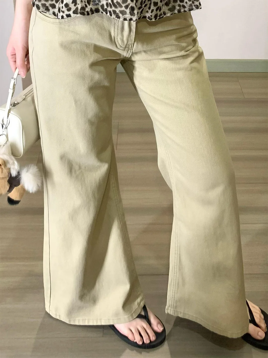 

Retro Khaki Denim Jeans High Waist Straight Leg Wide Leg Pants Slimming Effect for Pear Shaped Women Summer New Arrival