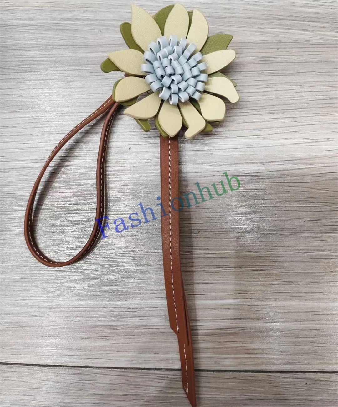 الجلود خدعة عباد الشمس حقيبة سحر قلادة قطرة الديكور شنقا زخرفة لحقيبة يد السيارة محفظة المفاتيح #2