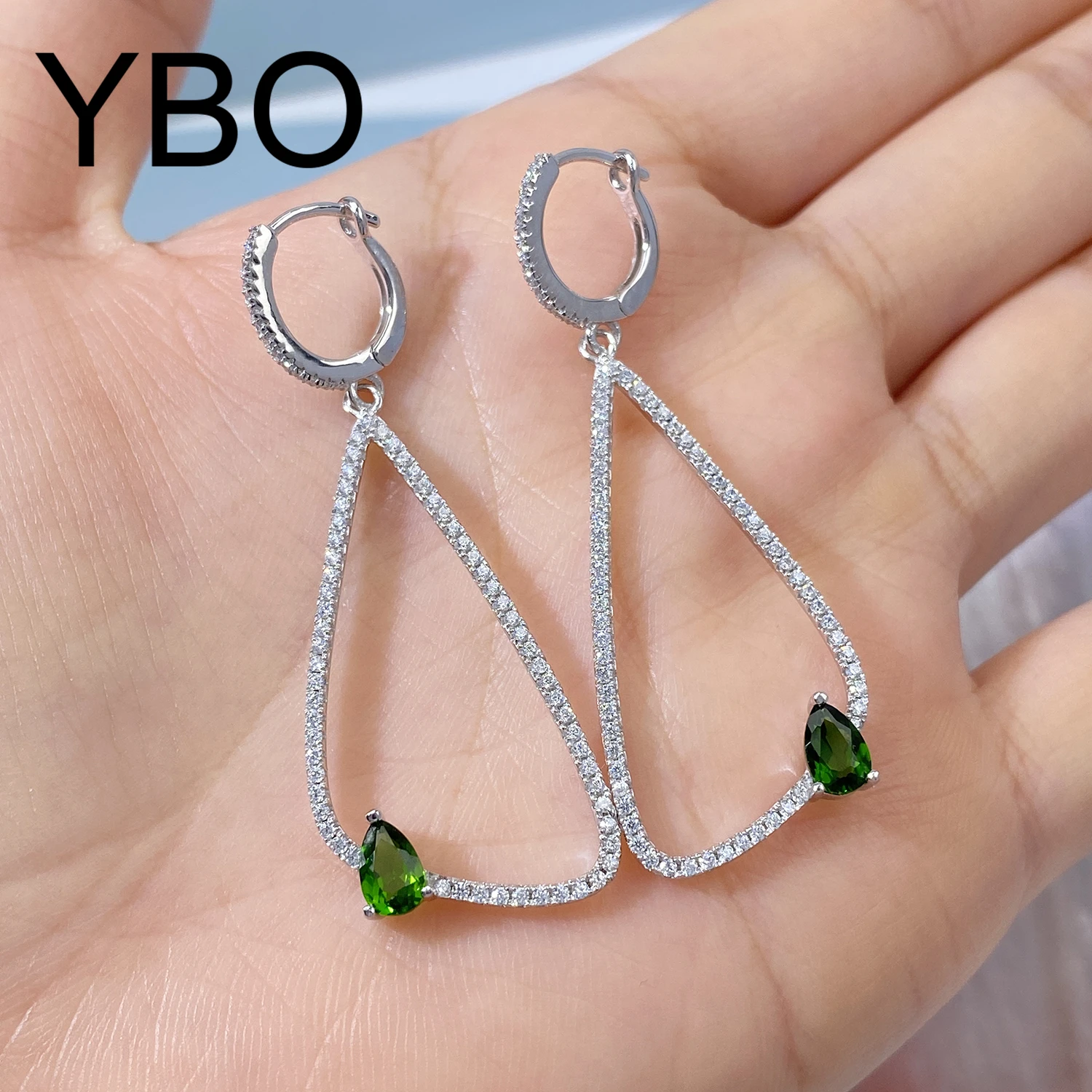 YBO 2022 Trendy Women's Dangling Earrings Natural Diopside Triangle Big Earring 925 Sterling Silver Luxury Wedding Party Jewelry