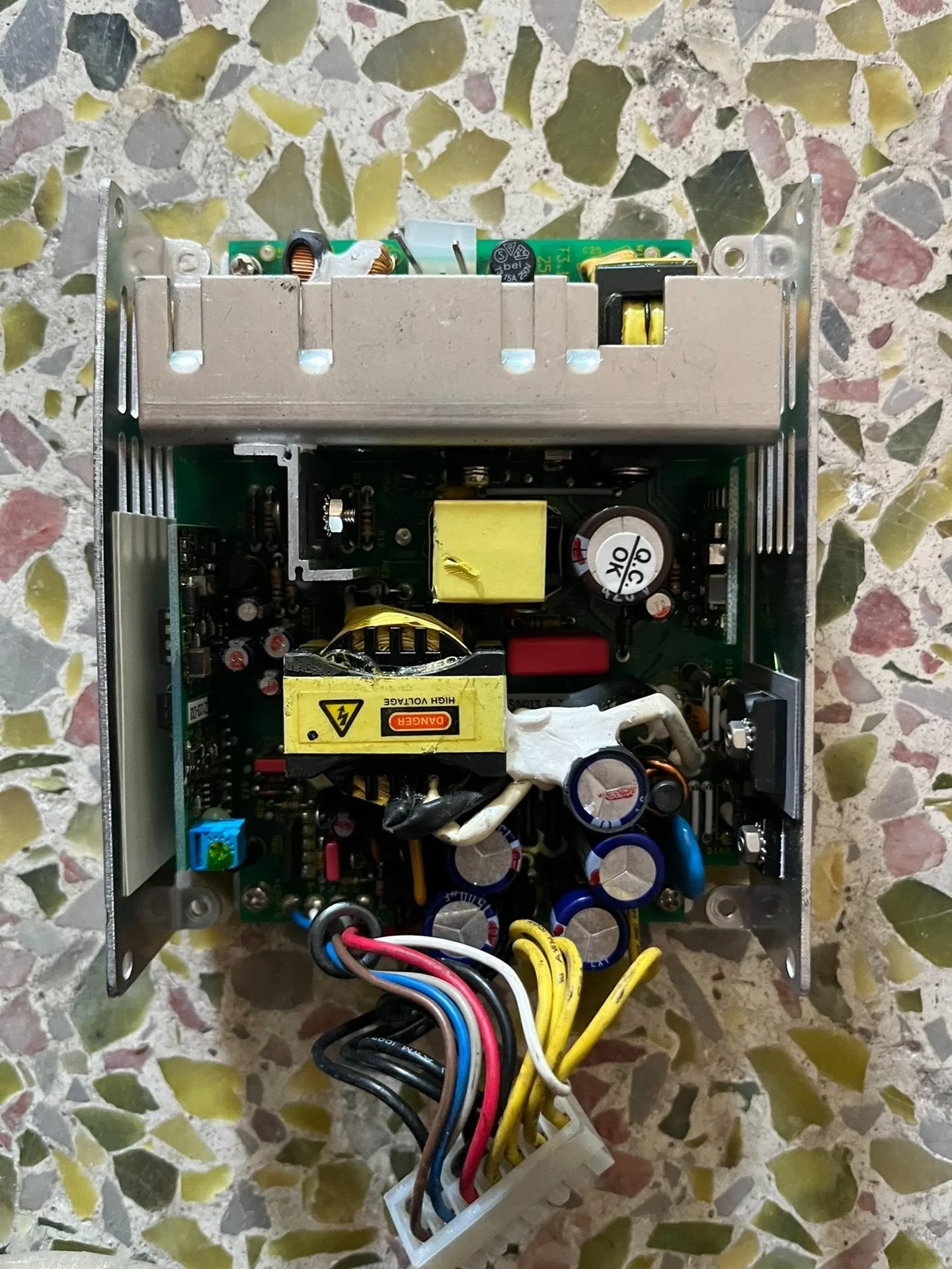 Taiwan Tianwang DLN-Z123 Power Module 24V DC , 120W (peak 150W) , - 40℃ ~ +85℃ , 85-264V AC
