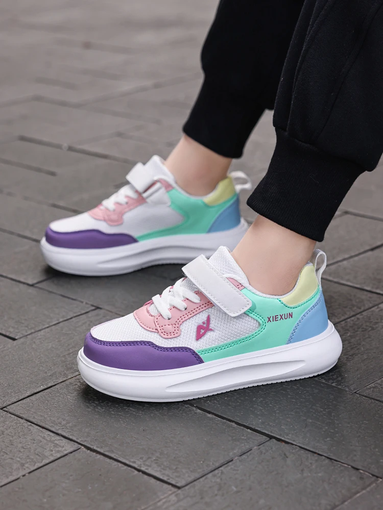 Stylish mesh breathable children's running shoes, lightweight sports shoes for boys and girls