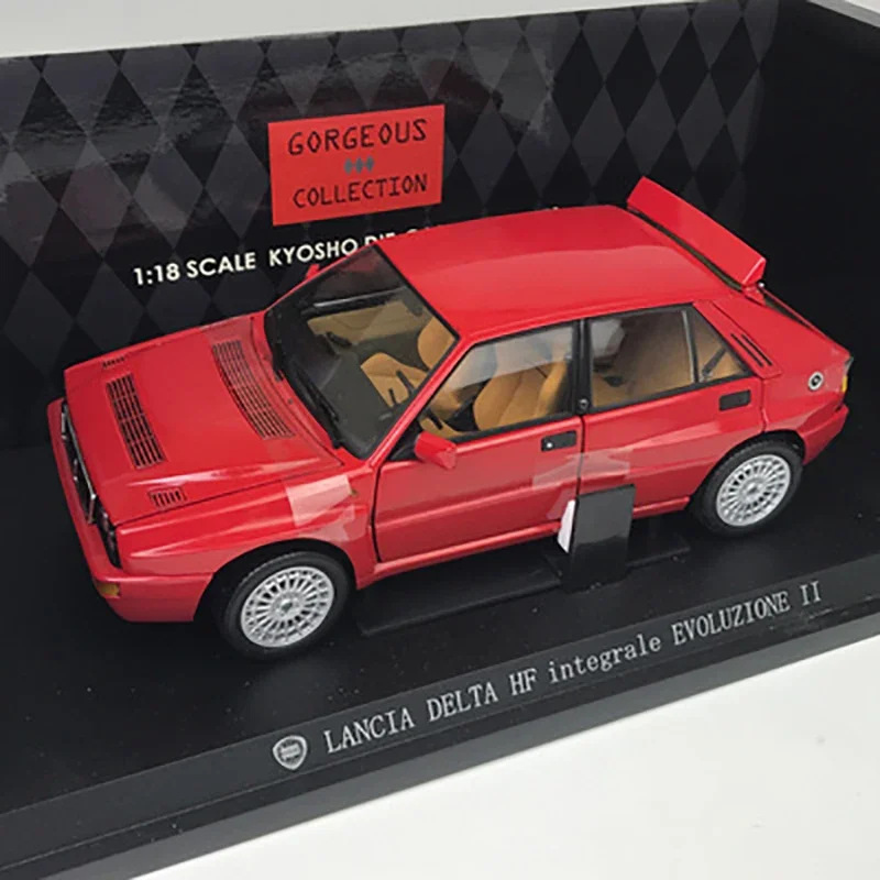 欠陥のあるダイキャスト製1:18スケール ランチア デルタ HF エヴォ