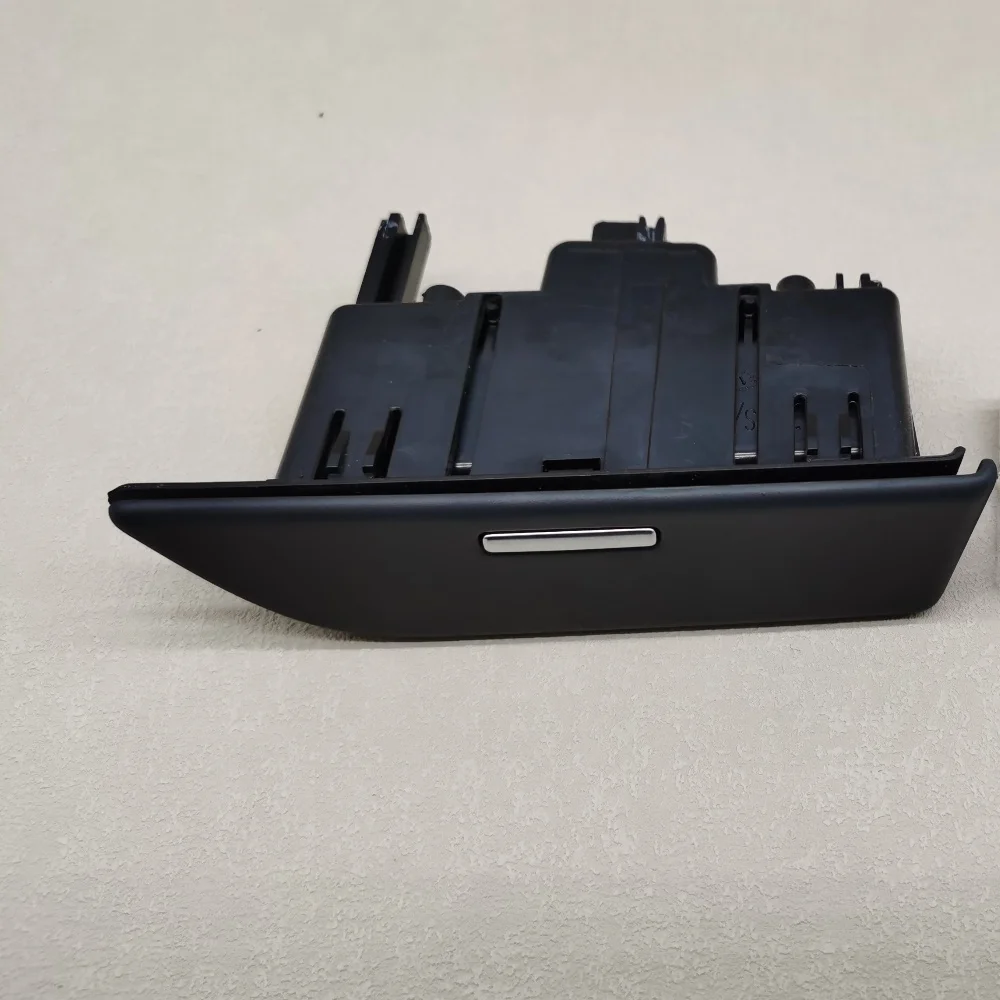 Brand new accessories 35D857306  Rear right Black door ashtray FOR Volkswagen Passat B6 CC R36 3C4 857 302 OR 35D 857 306