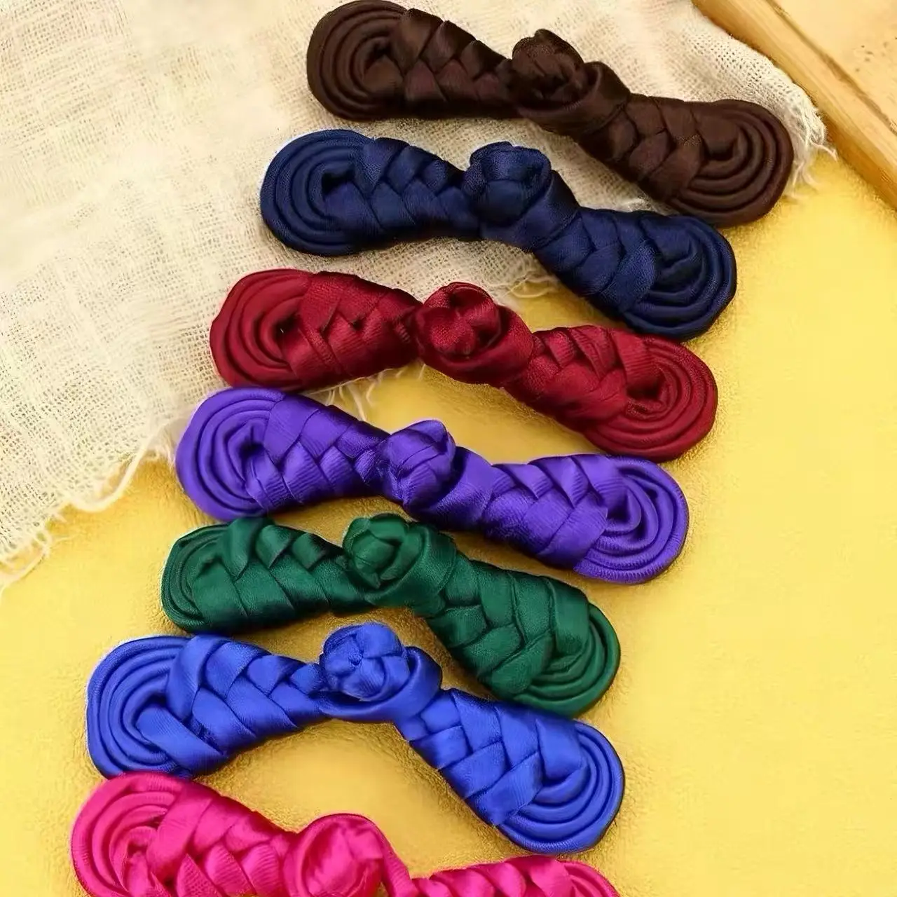 10 Sets Handmade Solid Pipa Knot Frog Buttons, Vibrant Vintage Chinese Style Fabric Fasteners for Qipao, Hanfu, Tang Suit DIY