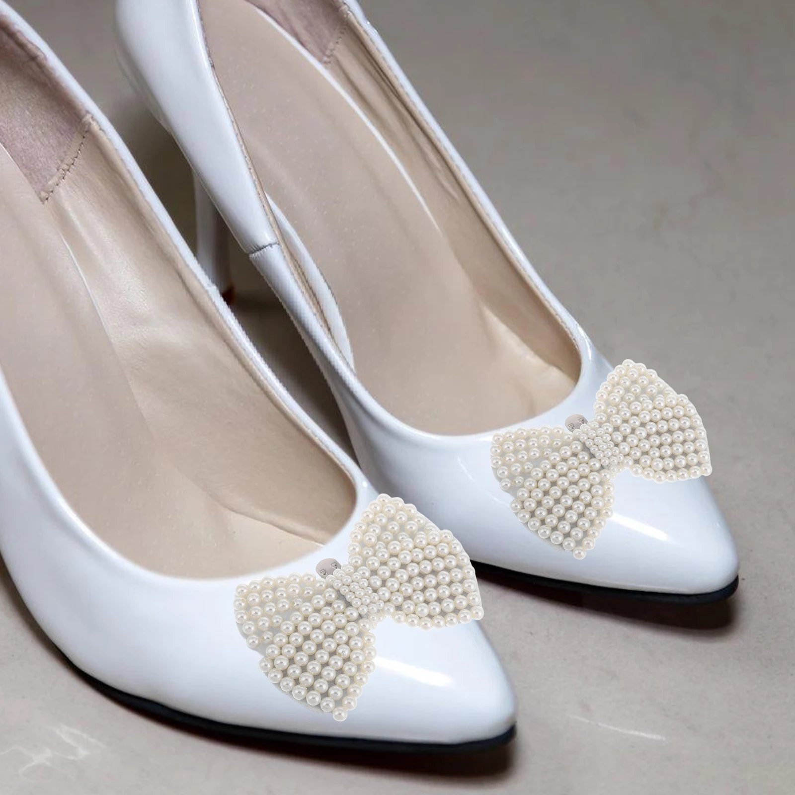 

2 Pcs Shoe Clips White Zinc Alloy Decorative Charms Bridal Decoration Charms For Dress Shoes Shoe Clips for Dress Shoes Wedding