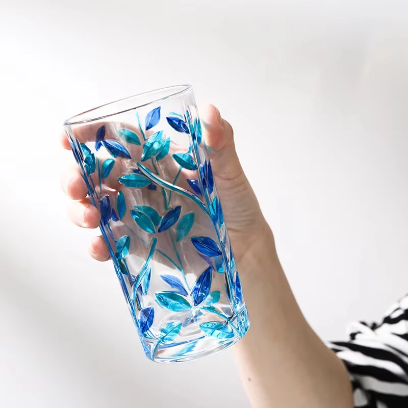 Tasses en verre transparentes de luxe léger, motif vigne bleue en relief, branches d'arbre peintes à la main, tasses à lait, unisexe, cadeaux de fêtes