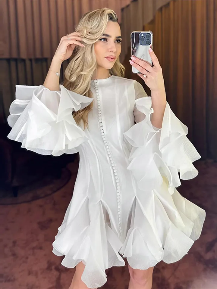 Puffy Flared Long Sleeve Dress Waist Cinched Round Neck Big Skirt