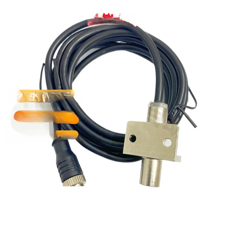 

Proximity switch 4-12M45-E1-1.07M-V1 EO E2 Z0 Z4