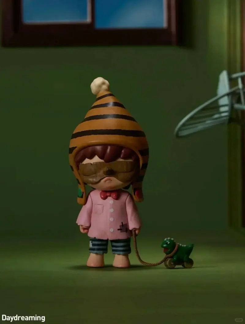 Autentici figurine POPMART Hirono Echo Series Blind Box, ornamenti da tavolo alla moda e regali di Natale Collezione di giocattoli per bambini