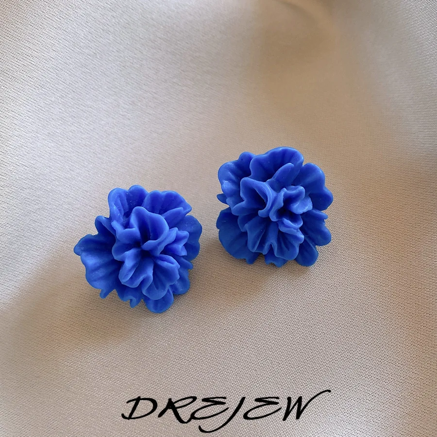 DREJEW 2025 Klein Blue Three-dimensional Flower Stud Earrings New Popular High-end Earring for Women Simple Women Accessories