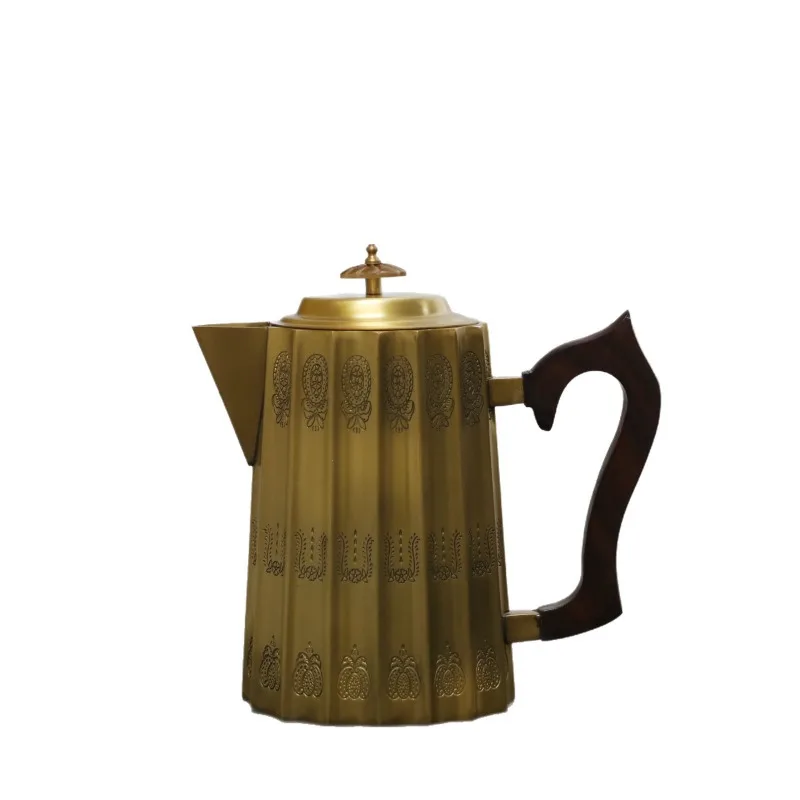 Engraved Brass Cold Water Pitcher Decorative Tabletop Ornament for Model Room Living Room Dining Table Home Styling Accessory