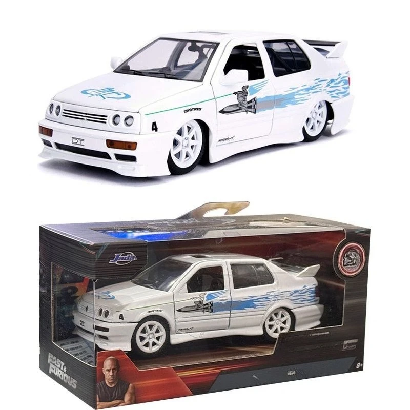 

JADA 1:32 Машина Белый Спортивный Автомобиль Сплав Литой Модель Автомобиля Коллекция Украшений Дисплей Подарки Для Взрослых