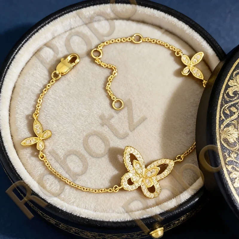 

ROBOTZ 2026, классический браслет во французском стиле золотого/серебряного цвета с бабочкой и полыми кристаллами, элегантный регулируемый браслет-цепочка, ювелирные изделия для вечеринки