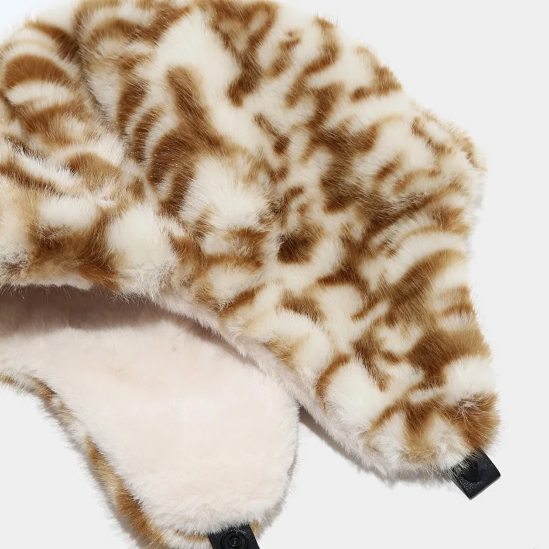 Neue personalisierte Winter-Leopard-Plüsch-Lei-Feng-Mütze für Herren und Damen, Outdoor-Radfahren, Skifahren, Ohrenschutz, Bomber-Mützen – Detail 11