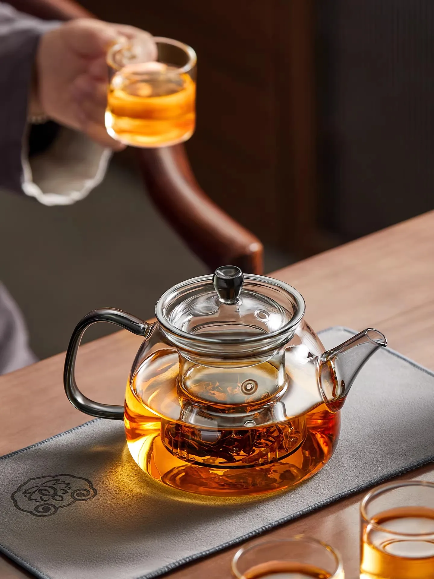 YIHUTEA 2026 Nuevo Tetera de Vidrio Engrosado para Infusión de Té con Separación de Agua, Tetera Individual para Oficina, Invitados y Uso Doméstico