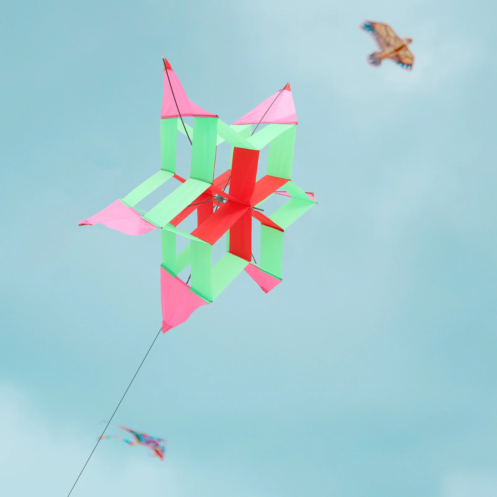 Cometa hexagonal de flor de ciruelo para exteriores, colorida, brillante, creativa, divertida, de tela estéreo, para adultos y niños, cometa de flor de ciruelo