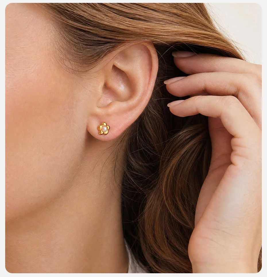 Vnox Minimalistische Vergoldete Imitationsperlen-Ohrstecker für Damen, Exquisite Edelstahl-Blumenohrringe, Schmuck für Party und Alltag – Detail 3