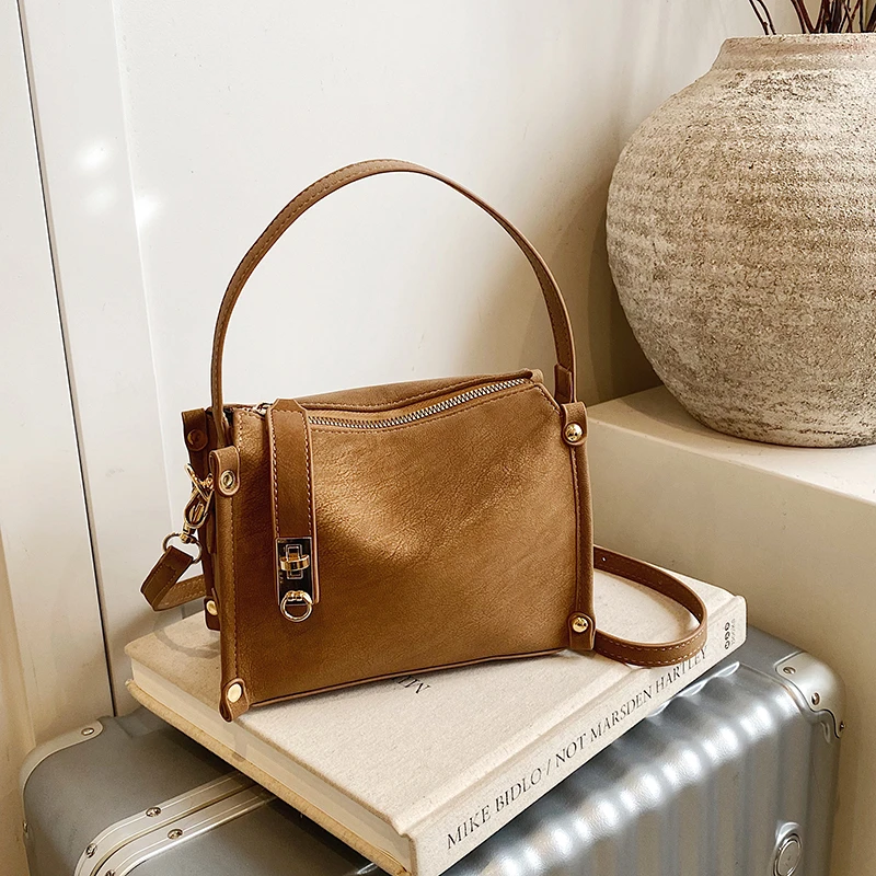 

Popular Leather Crossbody Bag For Ladies, Women Messenger Shoulder Handbags, Classic Elegant Design Luxury Brand