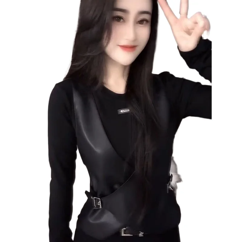 

Good-looking with A Fake Waist Design Woman Two-piece Top Particularly Fashionable and Foreign Black Long-sleeved Shirt T-shirt