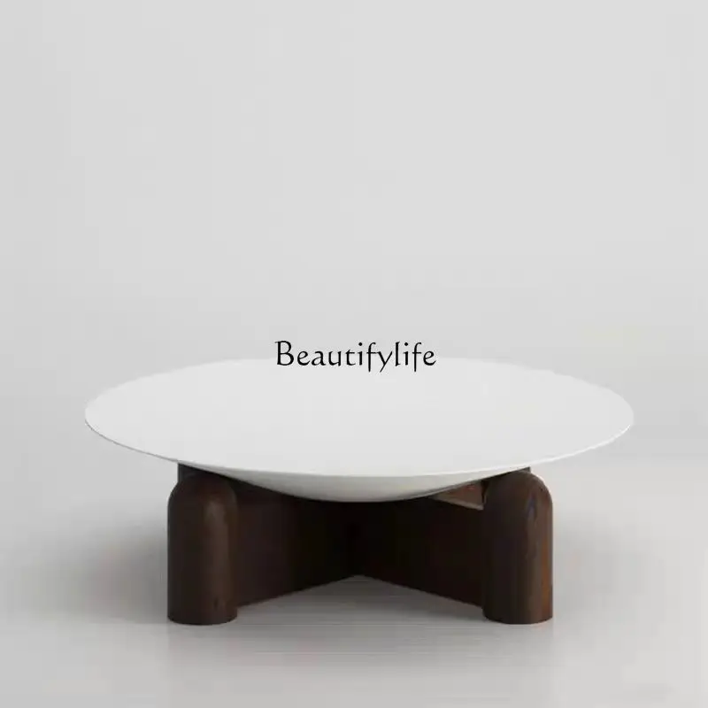 *طاولة قهوة مستديرة بسيطة إيطالية لغرفة المعيشة أثاث شخصي إبداعي من الخشب الصلب