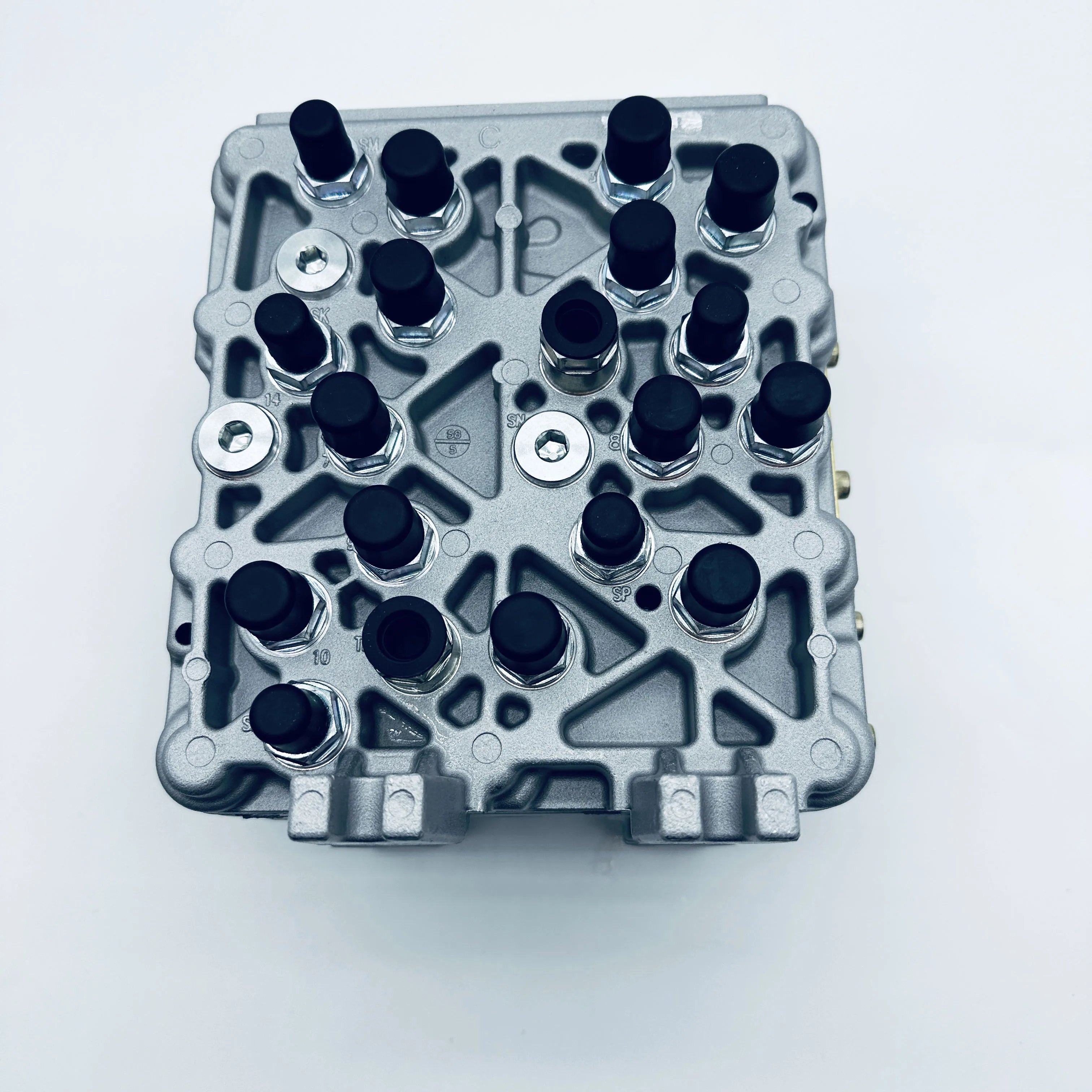 Shuttle Valve Signal Control Valve Signal Control Box  for Hitachi ZAX120 200 210 240 330 360 450 470 650 870 -6/3G/5G Excavator