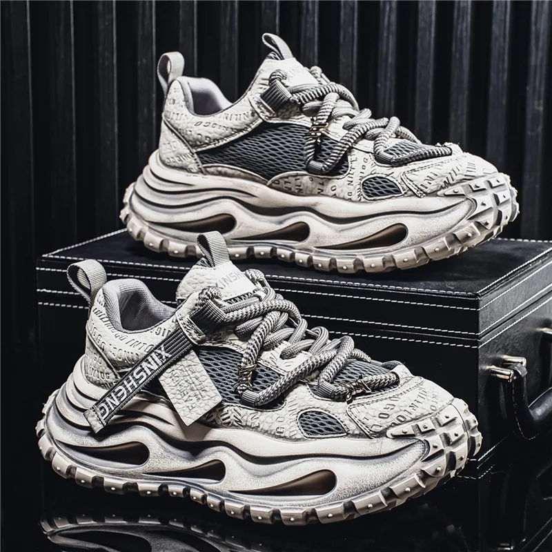 Men's Thick Sole Luxury Dad Shoes Casual Height Increasing Outdoor Sports Running Shoes Fashionable Inner Comfort