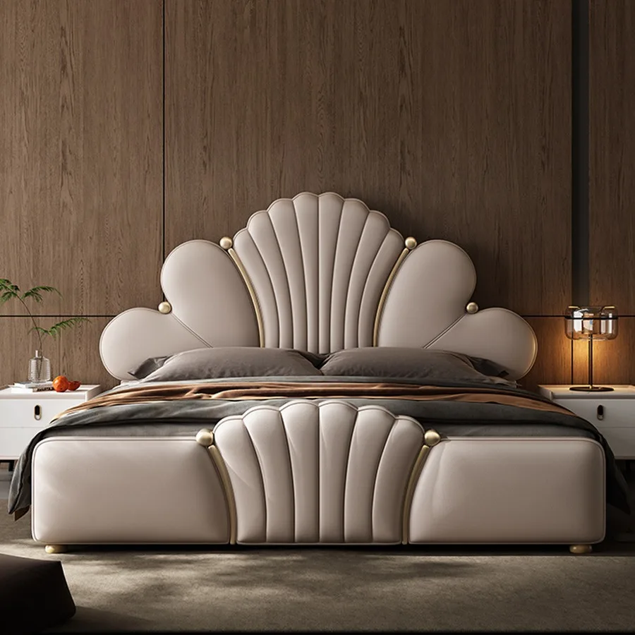 

# Luxury Leather Upholstered Comfortable Soft Bed Modern Size Solid Wood Frame Bedroom