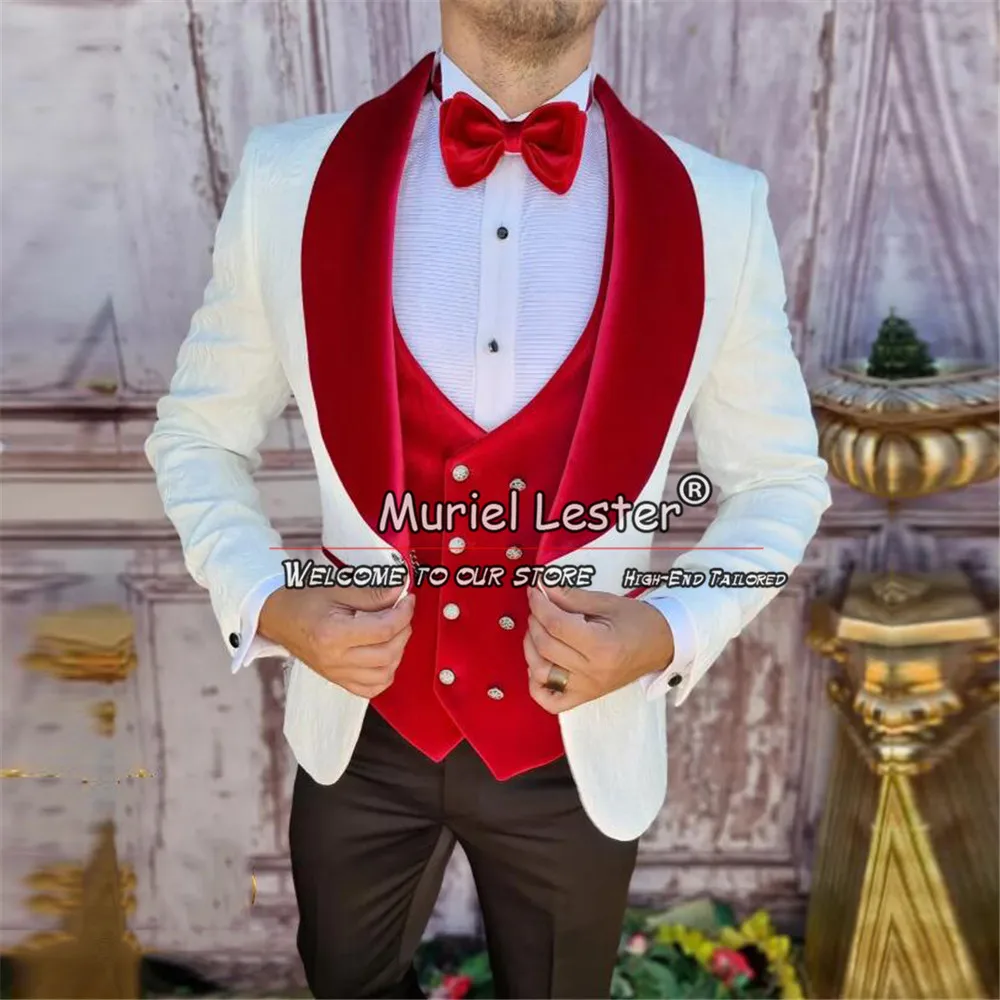 Elegant Floral Wedding Suits For Men Red Vlevet Lapel Jacquard Groom Tuxedos 3 Pieces Bespoke Prom Blazer Sets Terno Masculino