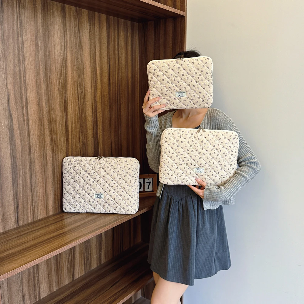 Floral Laptop Sleeve Quilted Laptop Carrying Case Protective Cute Computer Sleeve for 11-15 Inch Laptop Tablet