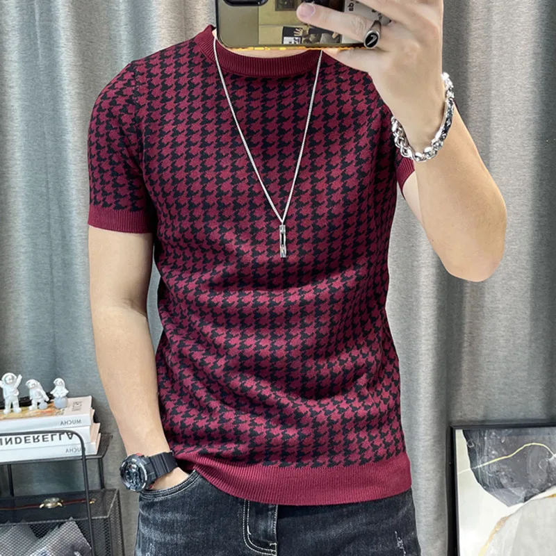 New Houndstooth Men Short Sleeve Sweater T-shirt O-neck Knitted Top Tees Streetwear High Quality Social Club Casual Tee Shirt