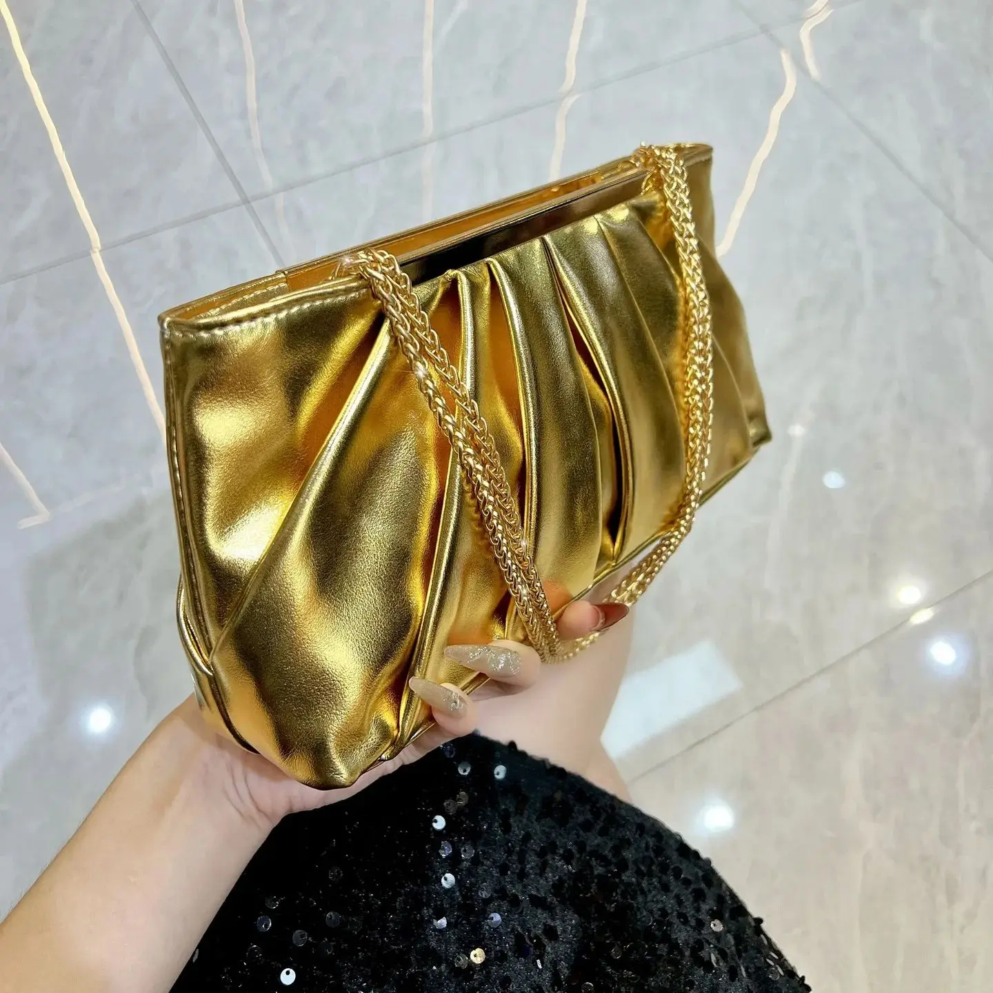 European American Style Banquet Bag Solid Color Texture Handbag Luxurious Fashionable Pleated Handbag Chain Crossbody Bag