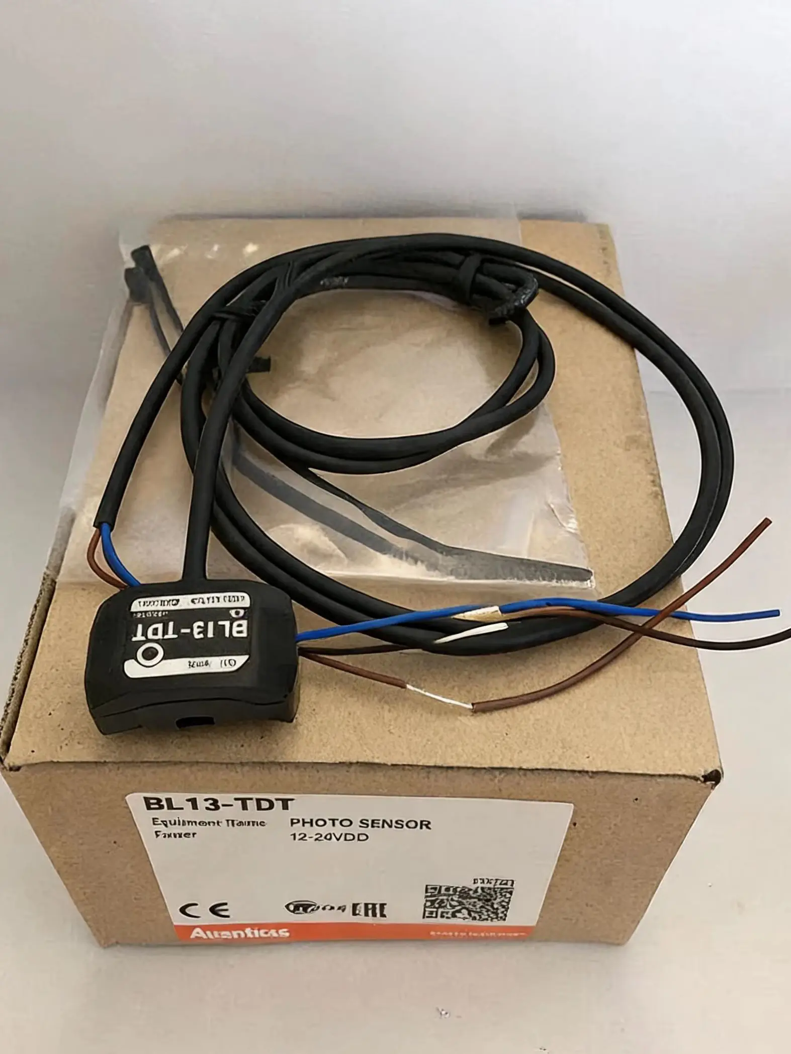 Autonics level sensor BL13-TDT BL13-TDT-P