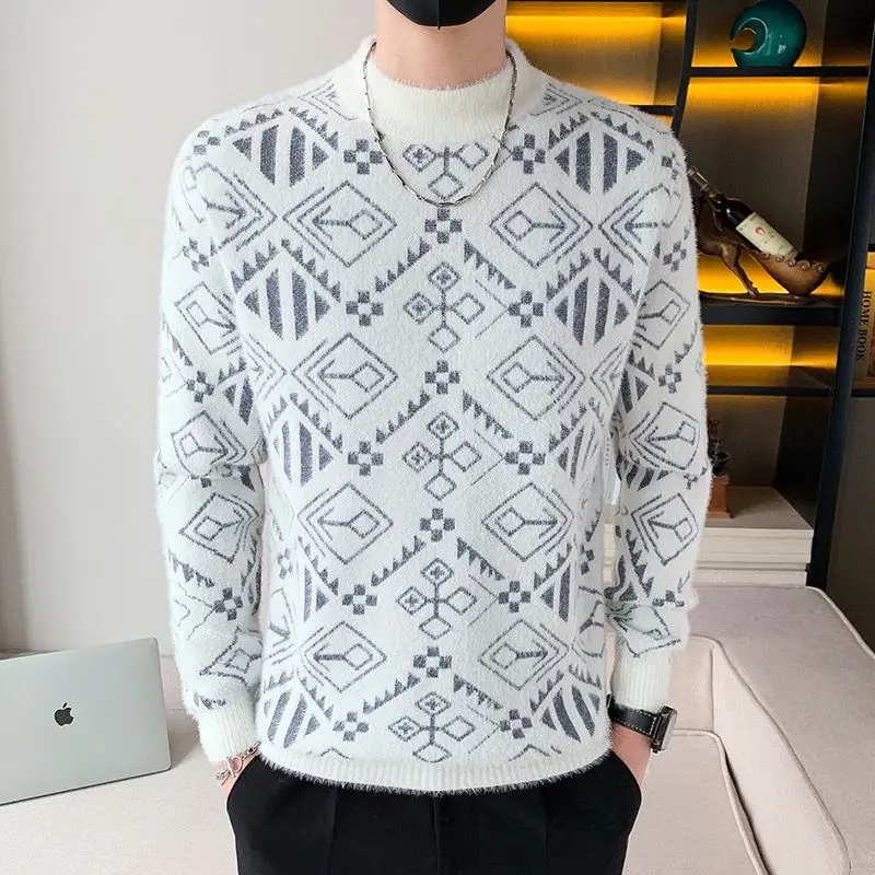 Men's Autumn Winter New Korean Slim Trendy Sweater Round Neck Standard Bottom Printed Long Sleeved Pullover Casual Knitted Tops