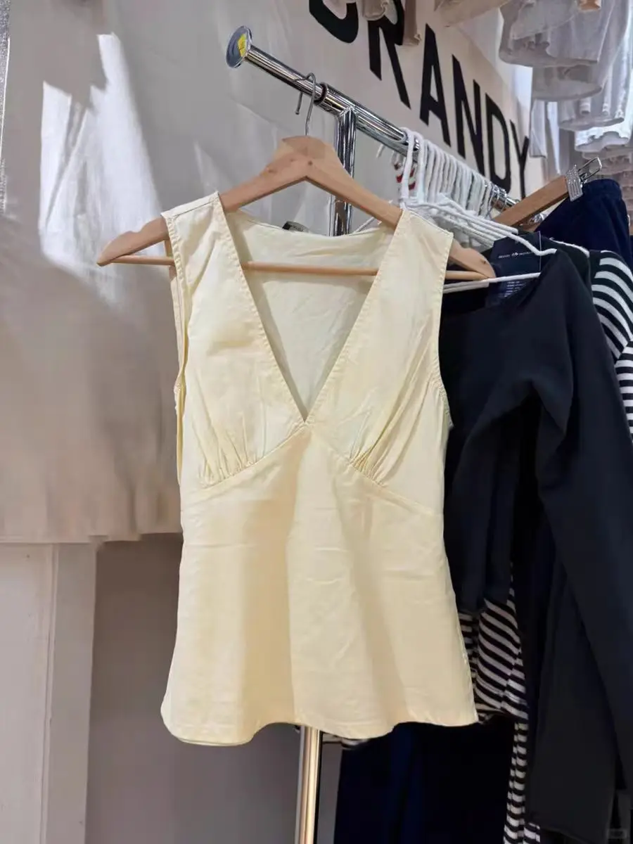 Brandy BM American Style V-neck  Color Spicy Girl Top with Belt Waist Cinching Sleeveless Base Layer Tank Top