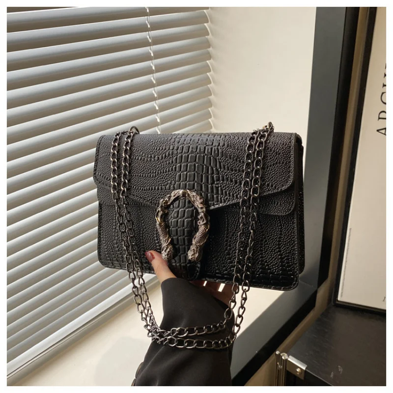 #69 Latest Square Bags Offers