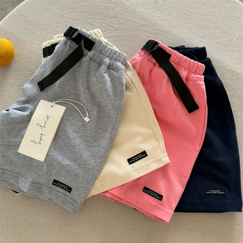 

Детские шорты: новая летняя коллекция 2026 года - простые шорты с эластичным поясом для мальчиков и девочек, модные и повседневные для малышей и детей ясельного возраста.