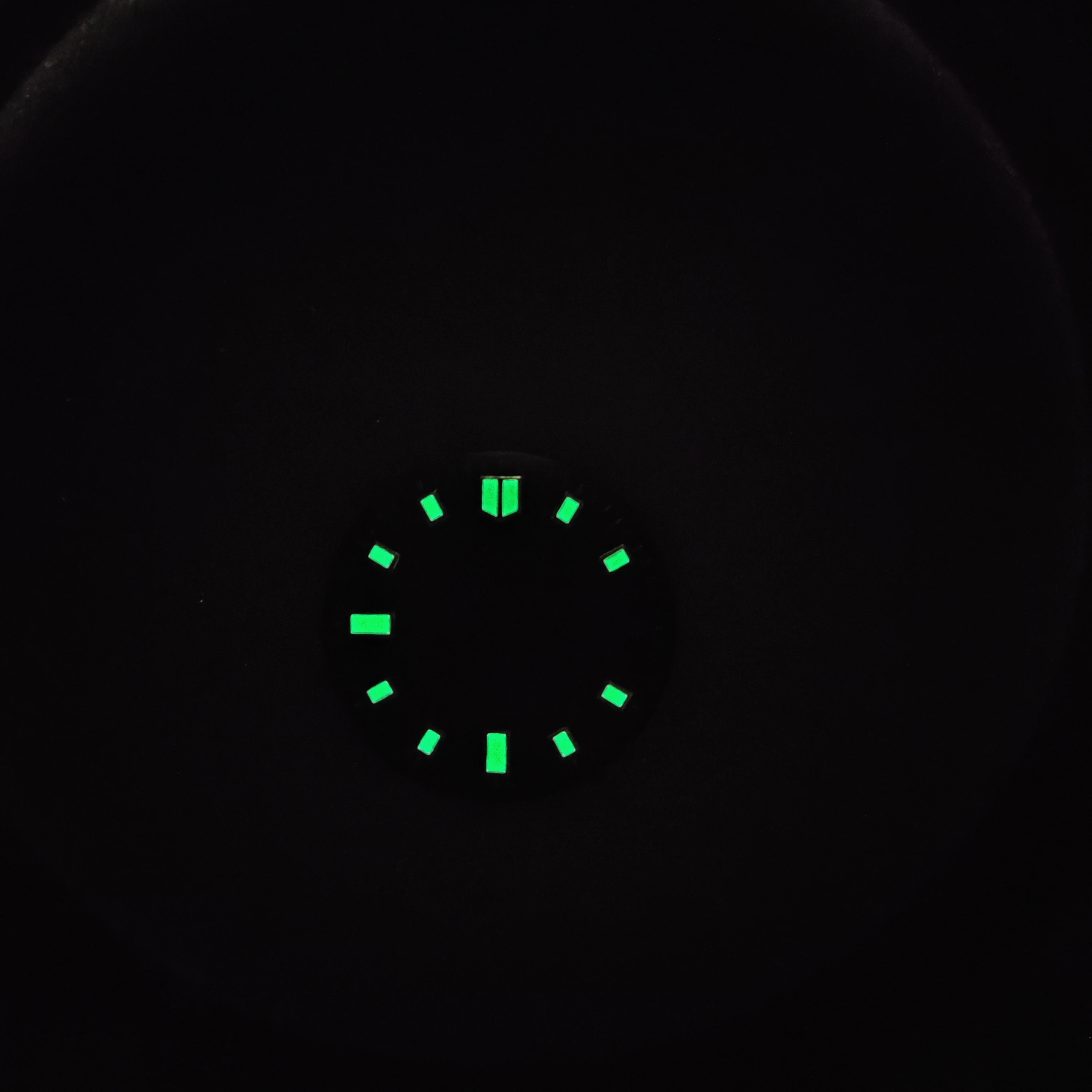 Esfera de reloj de 28,5mm adecuada para movimiento NH35/36, esfera luminosa verde, accesorios de reloj