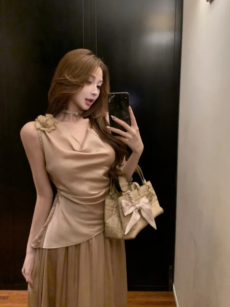 

Summer Fashion Set Irregular Flower Halter Neck Vest Women's Long Skirt High Waist Two-Piece Suit Drapey Style Zipper Closure