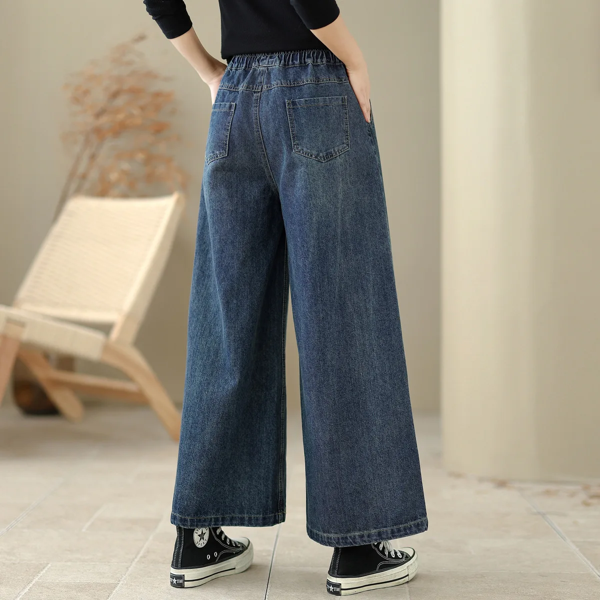 Nowe jeansy damskie na jesień 2025, bawełniane, z elastyczną talią, haftowane kwiatami, w stylu Mori Girl, vintage, luźne spodnie z szerokimi nogawkami B59658CC