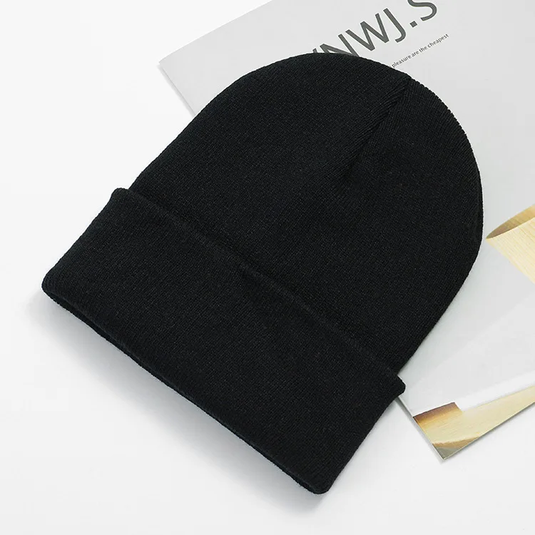 Fluorescent Pullover Light Board Knitted Beanie Hat Solid Color Cold Hat Customized Embroidery Logo Warm Ski Hat