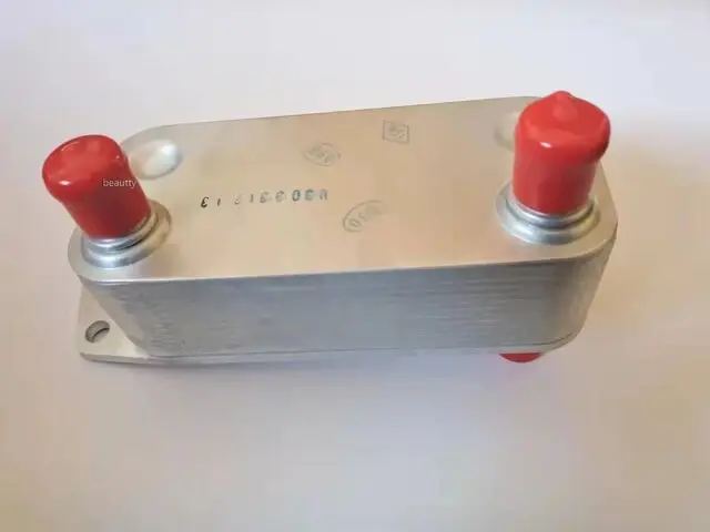 

PBC000031 Масляный радиатор в сборе для двигателя SAIC ROEWE 750 2,5 л V6 MG7